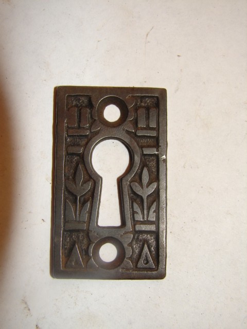 ANTIQUE RESTORATION HARDWARE AT ROBINSONS ANTIQUES ESCUTCHEONS