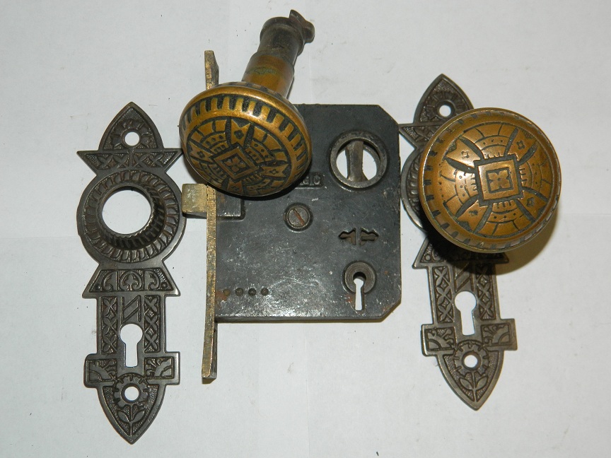 Chicago Door Knobs