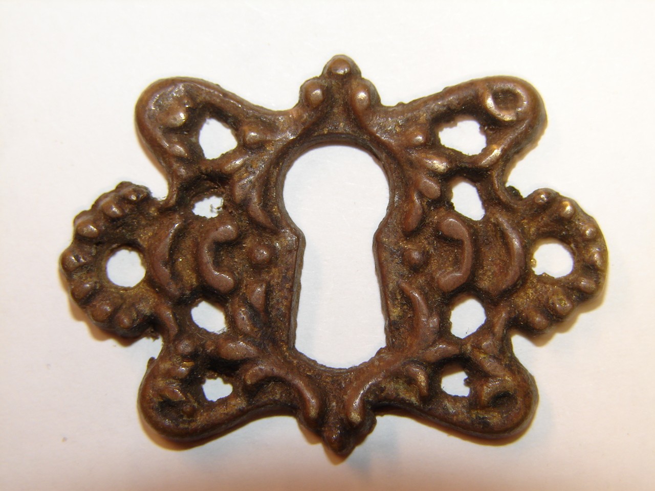 ANTIQUE RESTORATION HARDWARE AT ROBINSONS ANTIQUES ESCUTCHEONS