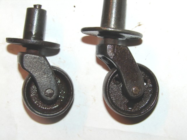 Antique Restoration Hardware, Castor