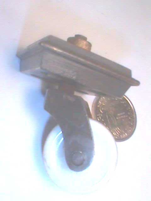 Antique Restoration Hardware, Castor