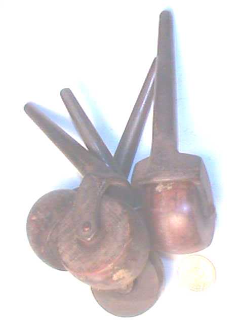 Antique Restoration Hardware, Castor