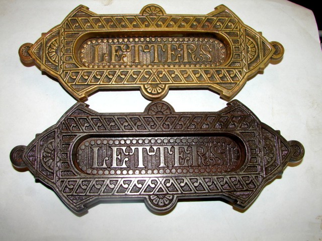  Antique Restoration Hardware, Mail