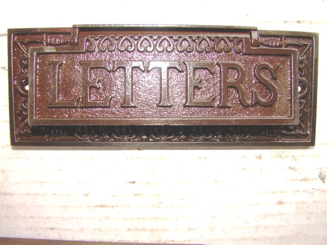  Antique Restoration Hardware, Mail