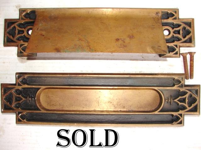  Antique Restoration Hardware, Mail