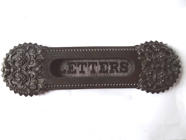  Antique Restoration Hardware, Mail